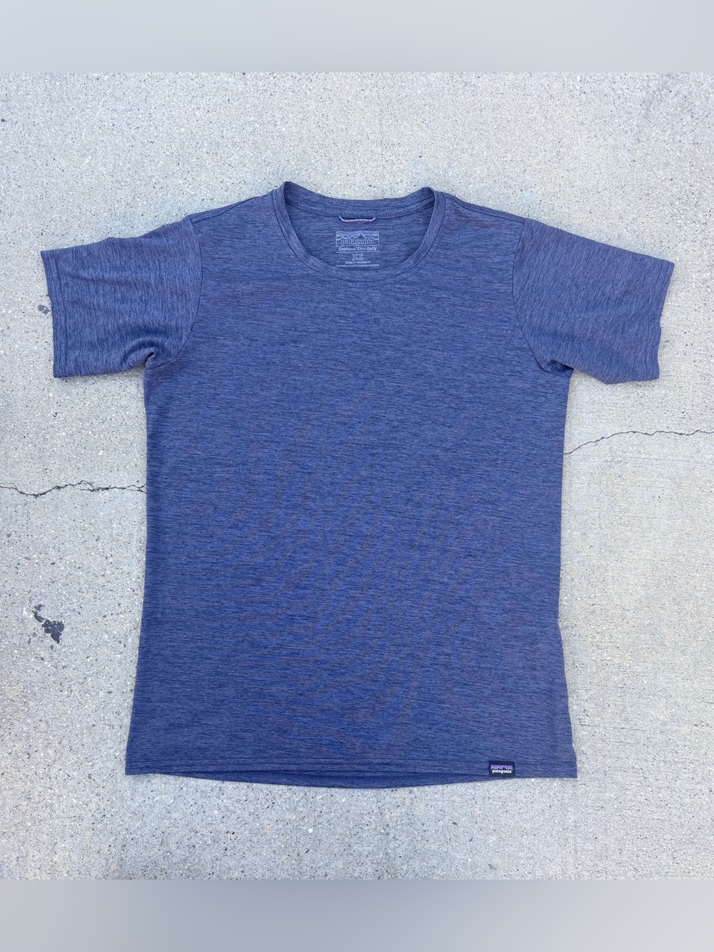 Patagoinia -Women's Capilene® Cool Daily Short Sleeve Tee - XS Heathered Blue